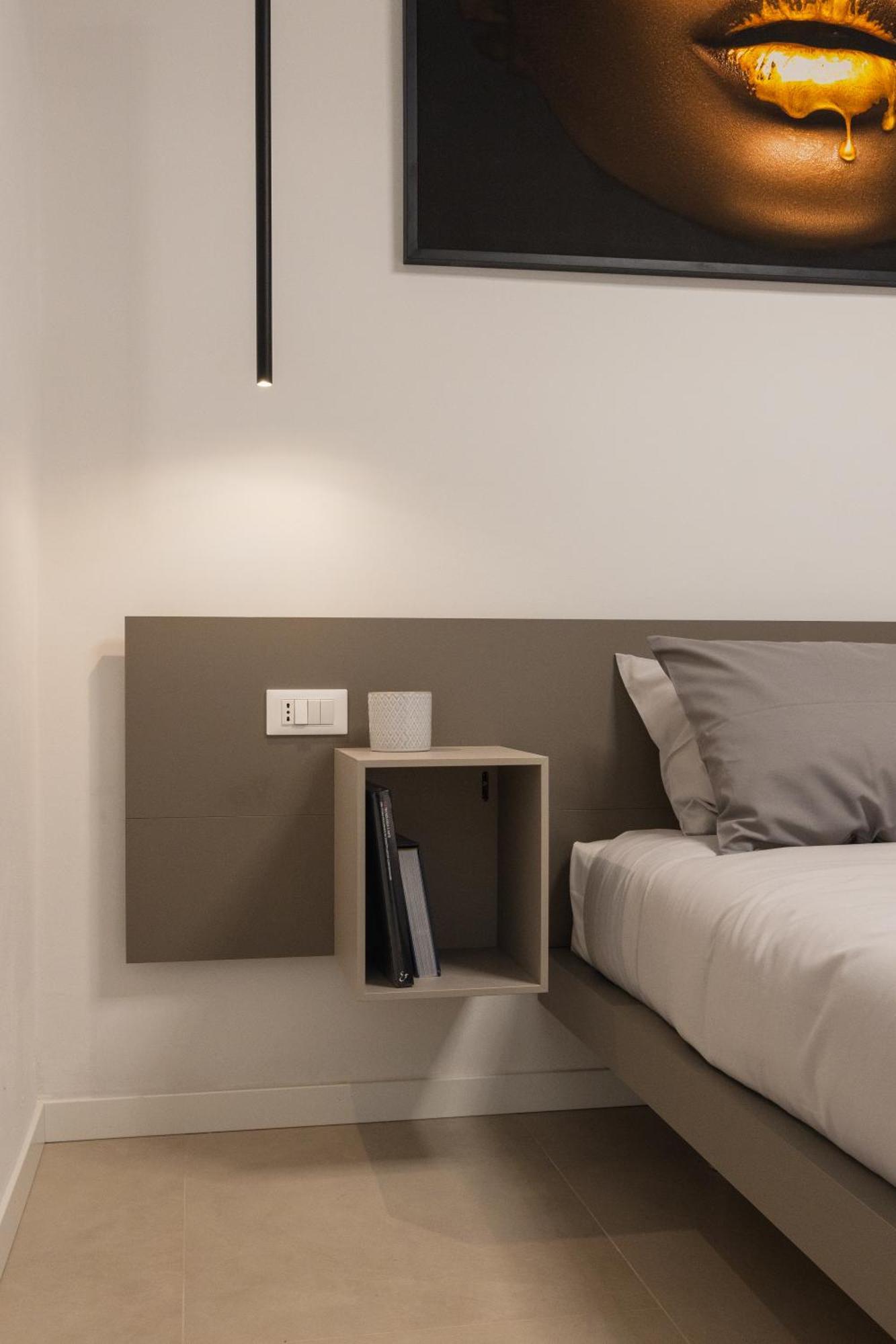 Luxury Station Suite โบโลญญา ภายนอก รูปภาพ